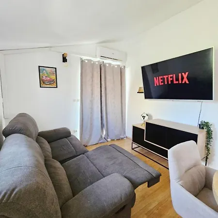 Appartement Angela - 200 M From Sea *